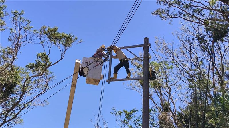 點亮山區回家燈火　台東民生用電全數復電