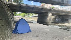 台中西區驚見浮屍！家屬「見衣」認屍