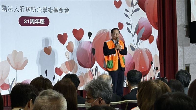 許金川憶疫苗被傳訊:好險不像柯P一去不回