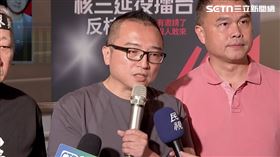 民眾黨舉辦核三延役擂台，民眾黨秘書長周榆修接受媒體聯訪。（圖／翻攝畫面）