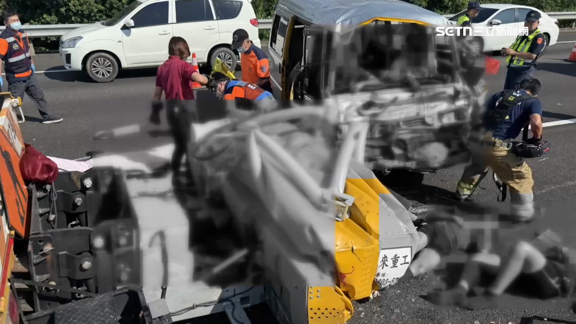 嘉義民和國中棒球隊在國道上發生嚴重車禍