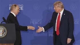 雙普會遭烏克蘭媒體批評，不只噁心還一無所獲。（圖／美聯社／達志影像）