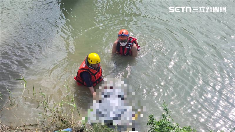 台南市官田區黃姓男子失蹤，隔日漂浮在嘉南大圳水面成屍。（圖／翻攝畫面）