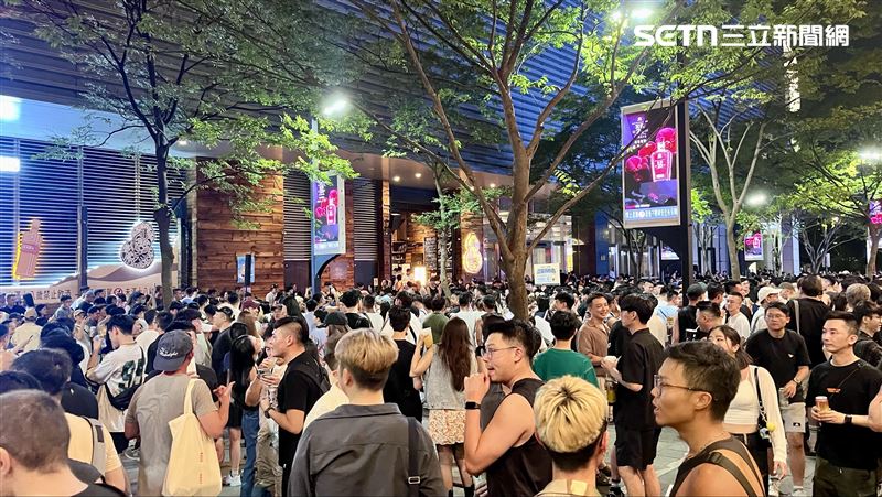 幕後／搶當「信義蘭桂坊」？2大百貨布局
