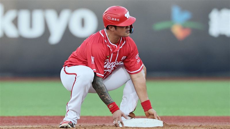 味全龍老將林智勝睽違6年盜壘成功。（圖／味全龍提供）