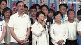 盧秀燕替國民黨立委楊瓊瓔助講反罷免。（圖／翻攝畫面）