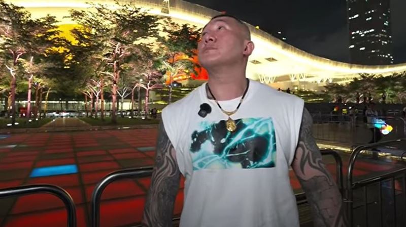 央視5度誇館長 陸網卻開酸:是投機分子