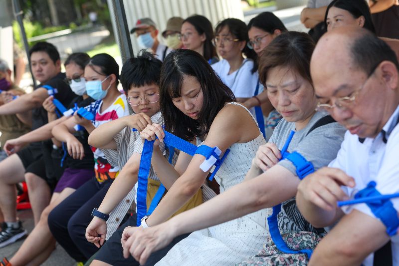 黑熊民防教育協會舉辦「不止一命：止血帶街頭挑戰」，提供教學用止血帶示範與操作，並開放民眾免費參加