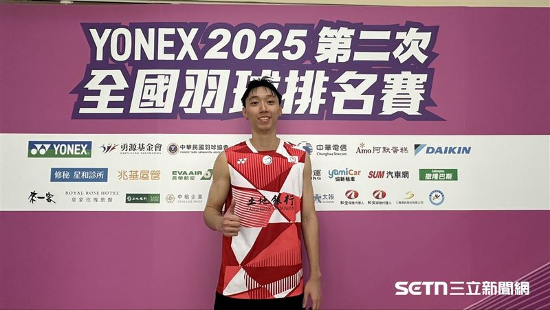 土銀羽球好手蘇力揚（右）在2025年第2次全國羽球排名賽男單封王。（圖／記者蔡厚瑄攝影）