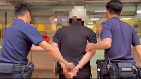 警方到場協處家暴案，才發現遭控的男子竟為通緝犯。（圖／翻攝畫面）