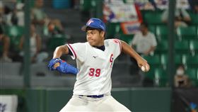 亞洲青少棒賽台灣後援投手胡冠威17日投5局飆6K（圖／中央社）。