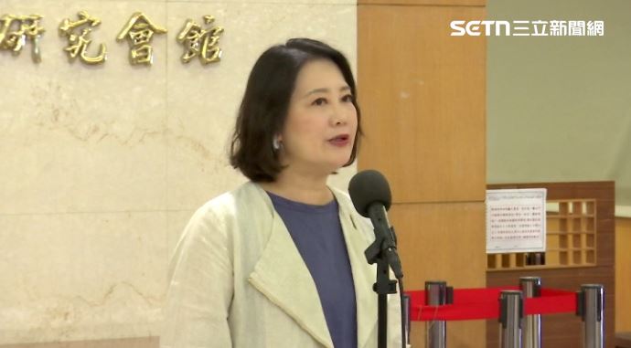 思接受媒，喊特例修正案能付二，搭配朝野商。（／翻面）