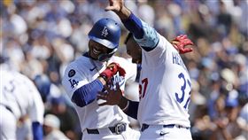 貝茲（Mookie Betts）18日8局下敲出超前全壘打。（圖／美聯社／達志影像）