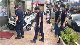 3惡煞痛毆騎士遭逮。（圖／翻攝畫面）