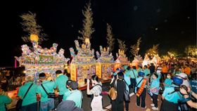 ▲放水燈儀式。（圖／翻攝自鷄籠中元祭粉絲專頁）