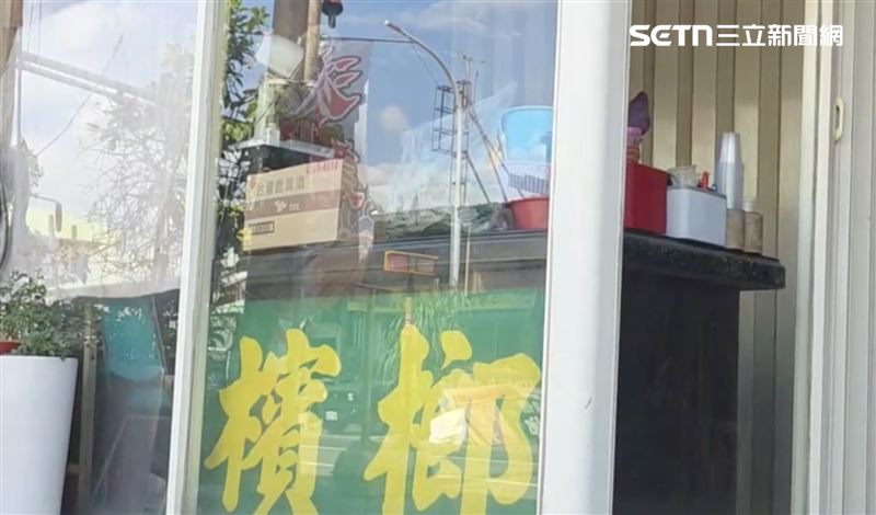 據悉，攻擊者黃女為西施黃女前男友的女友，雙方並不認識，打人動機為何還有待釐清。（圖／翻攝畫面）