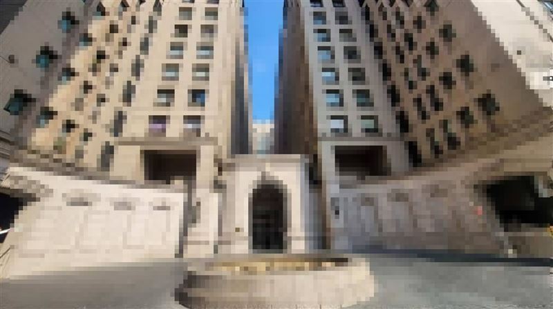 新北中和某知名社區發生墜樓事件。（圖／翻攝畫面）