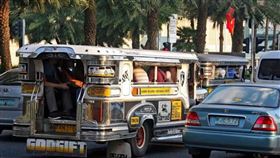 菲律賓馬尼拉近日驚傳2名日本遊客在街頭遭射殺，監視器拍到2名嫌犯，今（18）日傳出已落網，其中一人還是與死者認識的當地導遊。（示意圖／Pixabay）