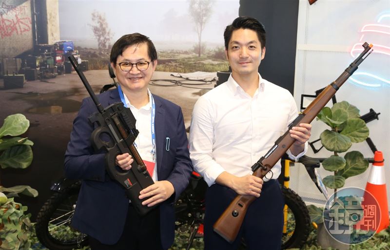 蔣萬安（右）建議賴清德邀請童子賢（左）組閣，不過其實早在去年賴清德當選之後，第一時間就曾對童子賢提出邀請。（圖／鏡週刊提供）