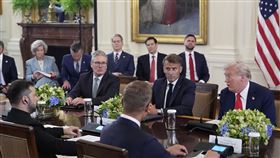 澤倫斯基與歐洲多國領袖赴白宮與川普會談。（圖／美聯社／達志影像）