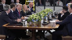 澤倫斯基與歐洲多國領袖赴白宮與川普會談。（圖／美聯社／達志影像）