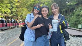 大牙被好姐妹曾莞婷、張文綺拖出門散心。（圖／翻攝自大牙IG）