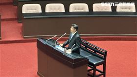 傅崐萁質詢。（圖／記者詹宜庭攝影）