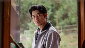 影帝郭富城再度挑戰父親角色，在新片《無名指》中飾演一名不負責任的自私父親。（圖／翻攝自無名指 My First of May臉書粉專）