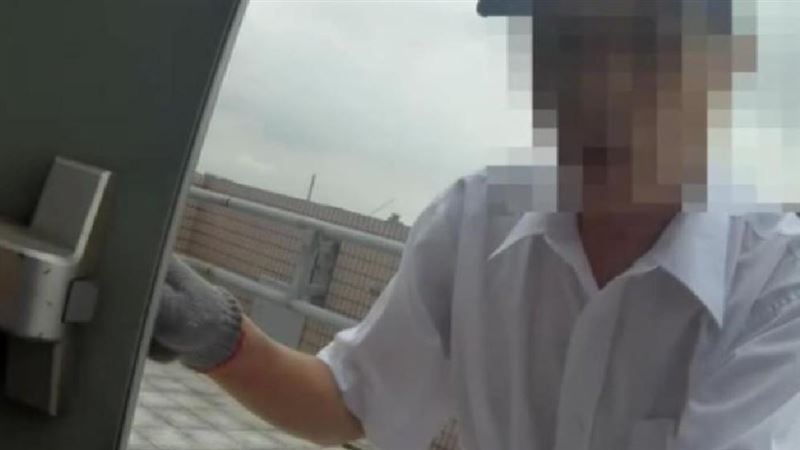 台中72歲林姓管理員受困頂樓獲救。（圖／翻攝畫面）