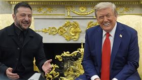 不同於2月份時的交鋒，川普此次與澤倫斯基會面氣氛融洽。（圖／美聯社／達志影像）