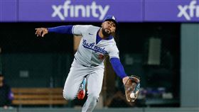 赫南德茲（Teoscar Hernandez）9局上發生守備瑕疵。（圖／路透社／達志影像）