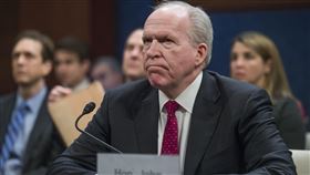 美國前中情局局長布瑞南表示，普丁很可能已經對川普的總統座車動了手腳。（圖／美聯社／達志影像）