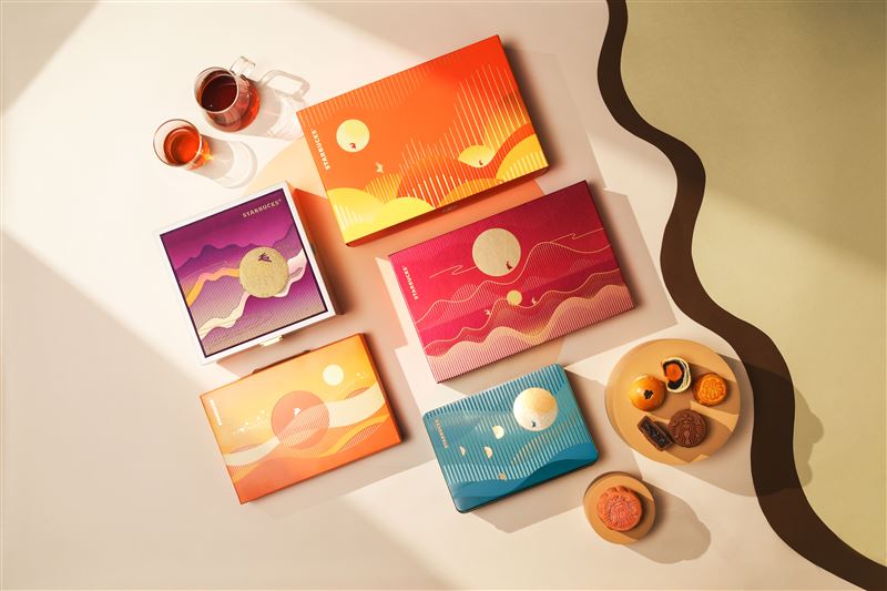 星巴克全新推出月光系列中秋禮盒，即日起至9月24日開放預購。（圖／品牌業者提供）