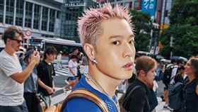 周湯豪推出搖滾情歌。（圖／環球音樂提供）