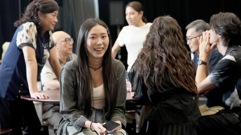 鄧雨忱後知後覺！國中才知爸爸鄧安寧有名