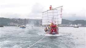 和平島社靈廟王爺海上遊江（圖／寶島神很大）