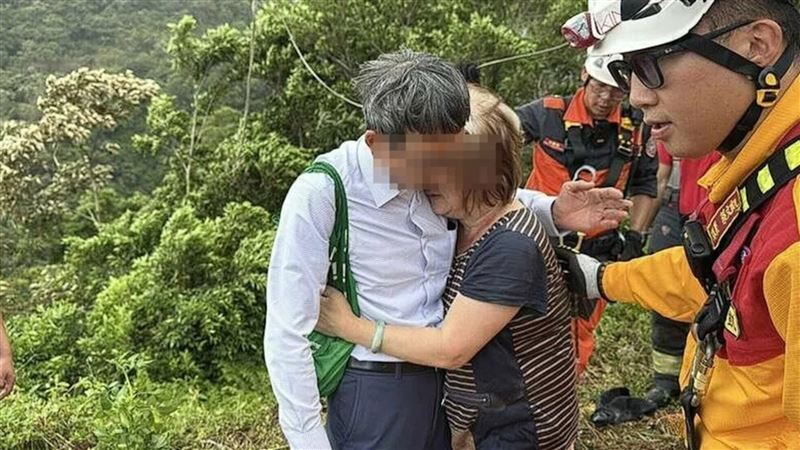 院長妻離奇燒死!夫襲胸護理師她全力營救