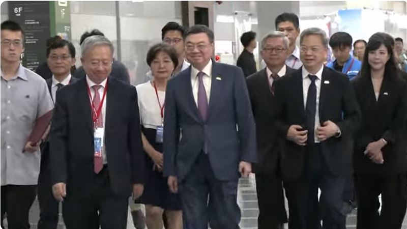 行政院長卓榮泰今（20）日上午出席「台灣機器人與智慧自動化展」、「台北國際自動化工業大展」暨同期展會聯合開幕典禮。（圖／翻攝畫面）