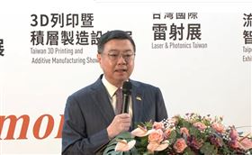 行政院長卓榮泰今（20）日上午出席「台灣機器人與智慧自動化展」、「台北國際自動化工業大展」暨同期展會聯合開幕典禮。（圖／翻攝畫面）