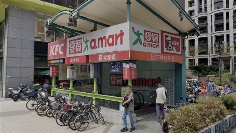愛買忠孝店所在建物由德杰集團持有，而集團負責人正是賈永婕的老公王兆杰(圖／翻攝自 Googlemap)
