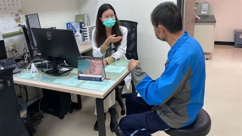 火燒心吞不下?小心食道癌!醫曝危險因子