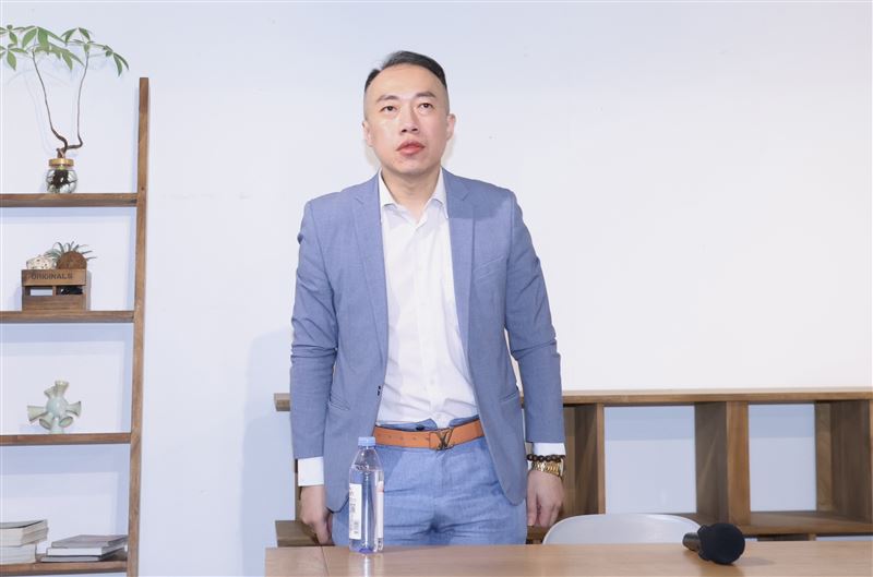 潘俊安（安哥）向家屬道歉（圖／記者鄭孟晃攝）