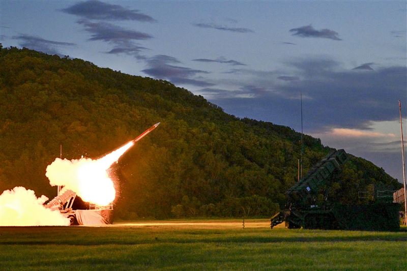 國軍進行「海、空精準飛彈射擊」操演，圖為愛國者二型飛彈。（圖／國防部提供）