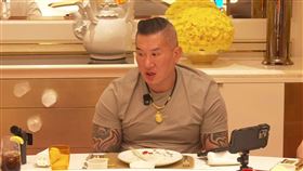 中共不讓館長看閱兵，抖音帳號也不能開。（圖／翻攝自館長惡名昭彰YouTube）