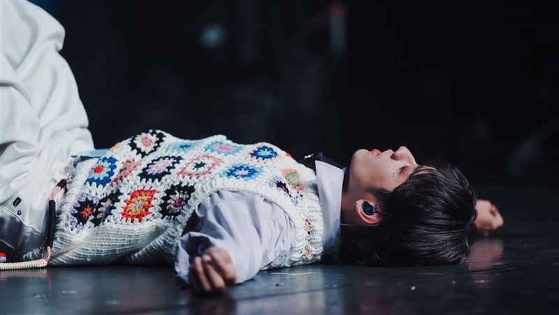 洪哲生日演唱，曾舞致撕裂。（／年代整合提供）