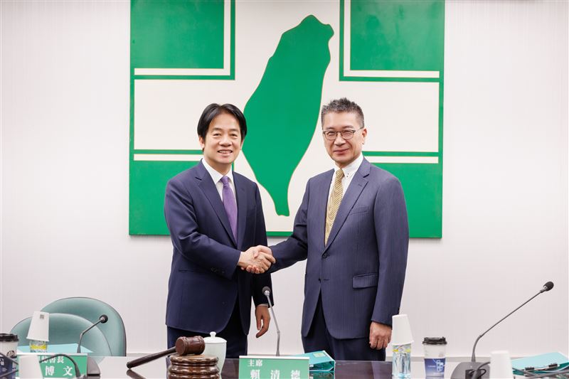 民進黨秘書長徐國勇上任後，府院黨隊形變陣後，建立更完整的闢謠平台「中央廚房」。（圖／民進黨提供）