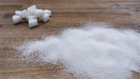 營養師陳嫚羚表示，研究發現，代糖無熱量，卻未必有益健康。(圖/取自陳嫚羚的臉書)