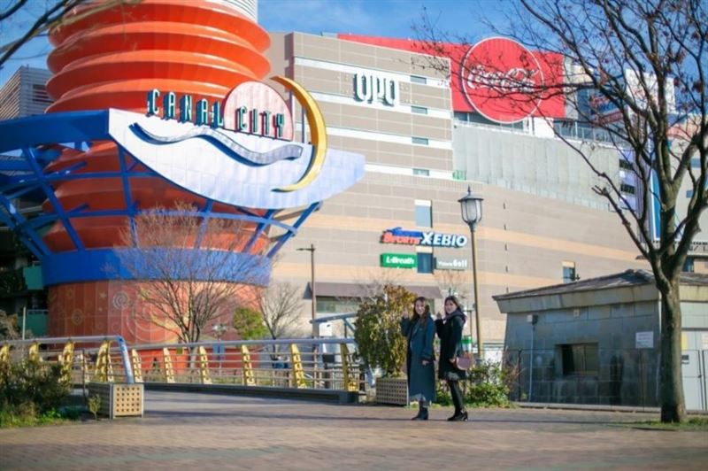 福岡的博多運河城，是著名的百貨購物商場。（圖／翻攝自福岡市旅遊指南官網）
