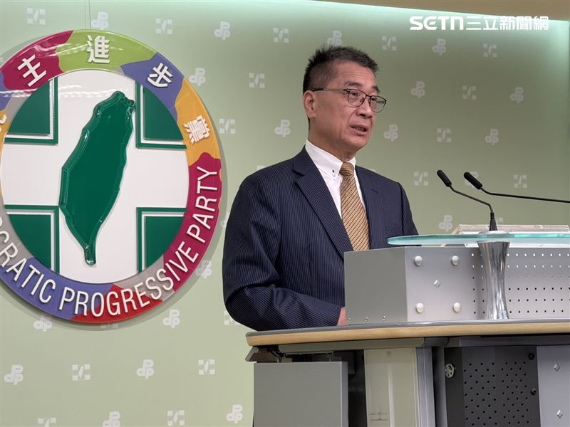 徐國勇在中常會後表示，他認為錢不是工作的重點。（圖／記者劉秀敏攝影）