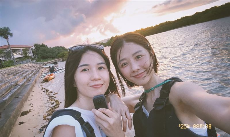 邵雨薇妹妹曝光，超高顏值「不輸女明星」。（圖／翻攝自IG）